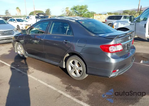 2013 Toyota Corolla S/S Special Edition из США, поврежденный, VIN 2T1BU4EE3DC998262